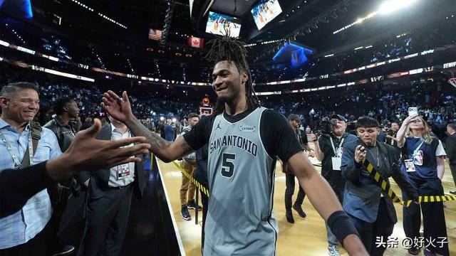 2026世界杯竞猜-分析：马刺对阵尼克斯的NBA杯决赛为何预示着NBA总决赛的对决？